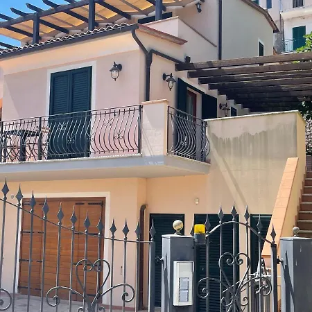 Apt. Sestini By Agenzia Solturelba Nyaraló